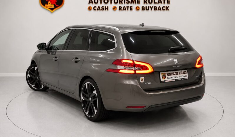 
								Peugeot 308 full									