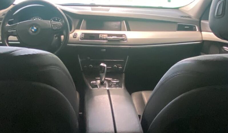 
								BMW 520d GT 2015 full									