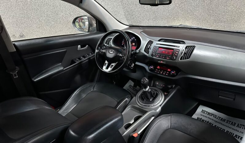 
								Kia Sportage full									