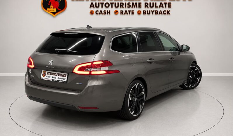 
								Peugeot 308 full									