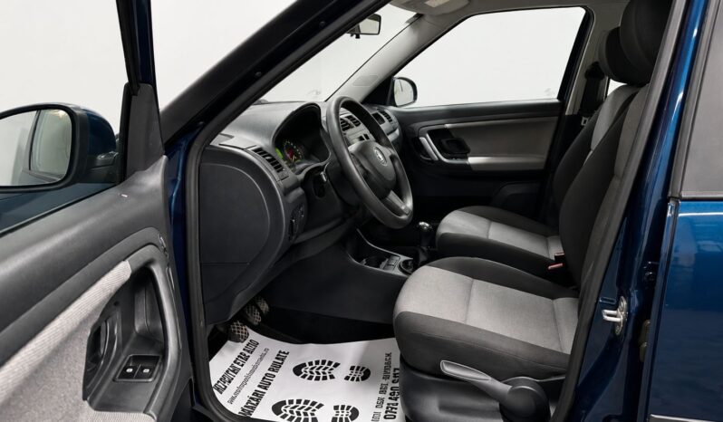 
								Skoda Roomster 2015 full									
