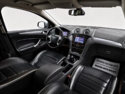 
										Ford Mondeo Titanium full									