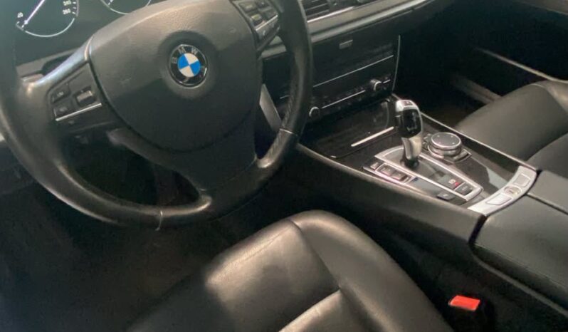 
								BMW 520d GT 2015 full									