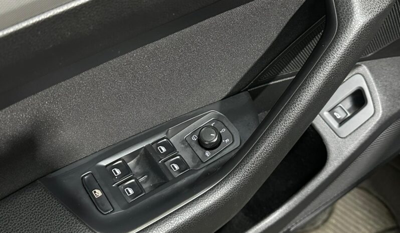 
								VW Passat Comfortline full									