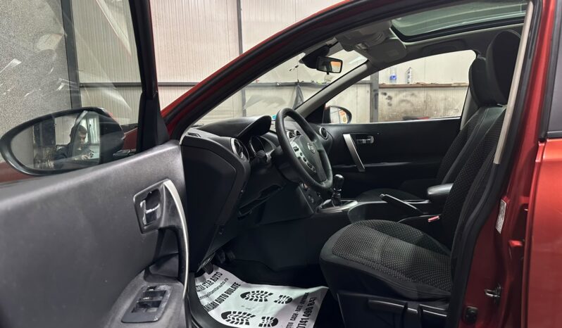 
								Nissan Qashqai “Model Tekna” full									