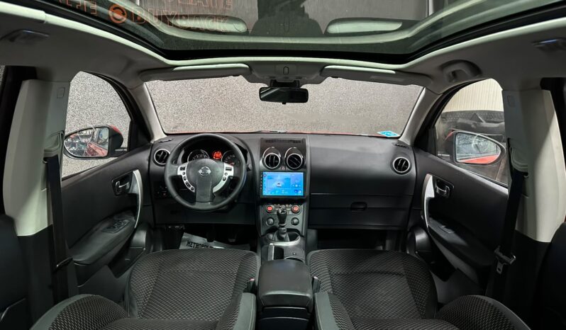 
								Nissan Qashqai “Model Tekna” full									