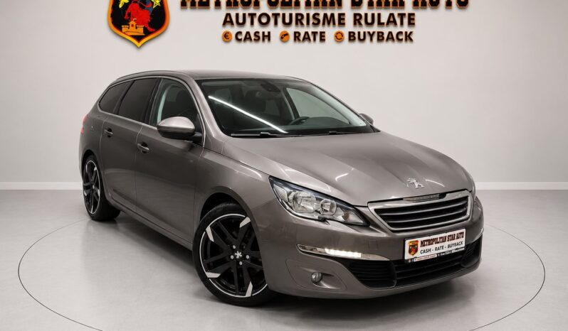 
								Peugeot 308 full									