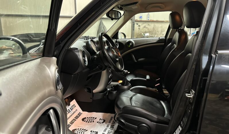 
								Mini Cooper Countryman full									