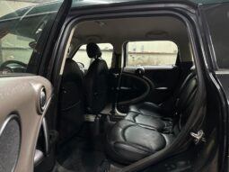 
										Mini Cooper Countryman full									