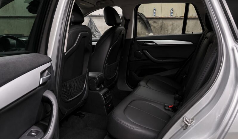 
								BMW X1 2018 full									