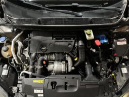 
										Peugeot 308 full									
