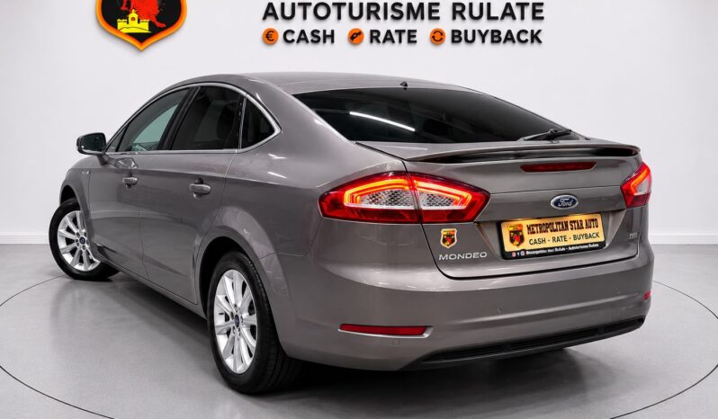 
								Ford Mondeo Titanium full									
