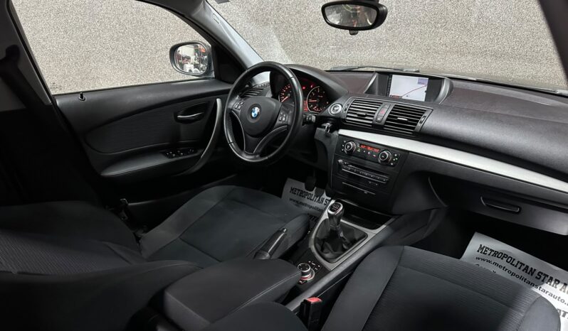 
								BMW 118i full									