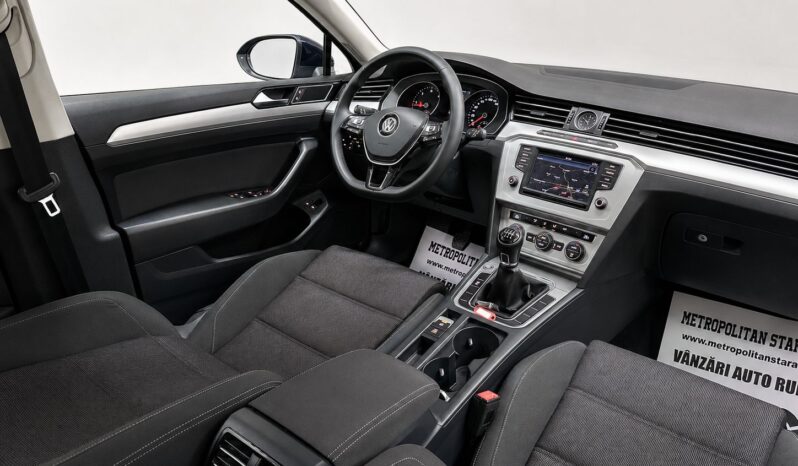 
								VW Passat Comfortline full									