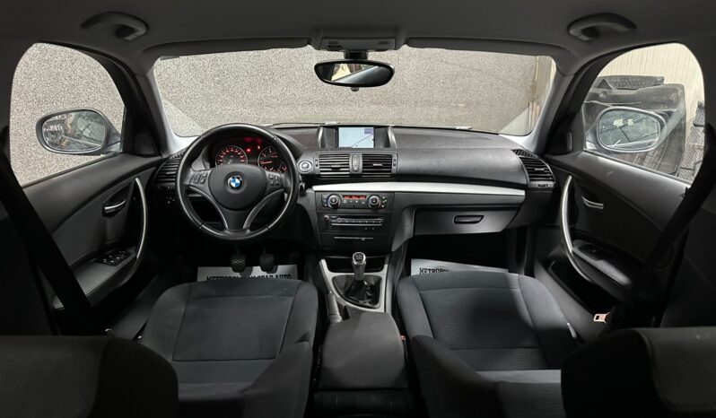 
								BMW 118i full									