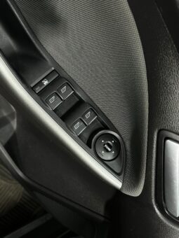 
										Ford Focus “Model Ghia” full									