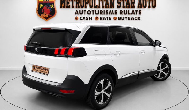 
								Peugeot 5008 full									