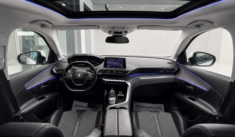 
								Peugeot 5008 full									