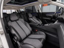 
										Peugeot 5008 full									