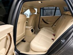 
										BMW Seria 3 full									