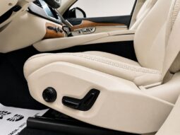 
										Volvo XC90 Inscription full									