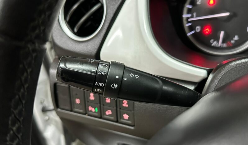 
								Suzuki Vitara full									