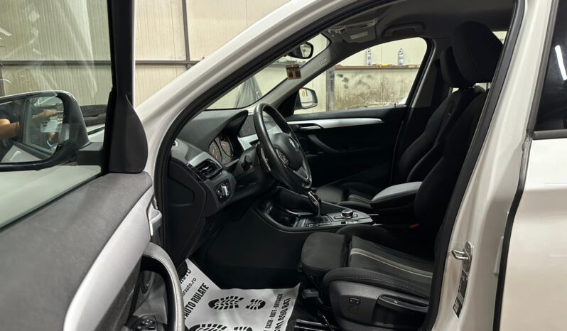 
								BMW X1 full									