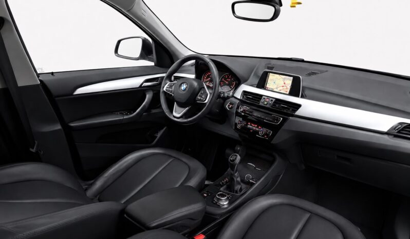 
								BMW X1 full									