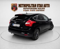 
										Ford Focus “Model Ghia” full									