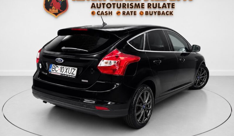 
								Ford Focus “Model Ghia” full									