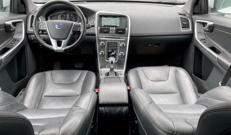 
								Volvo XC60 full									