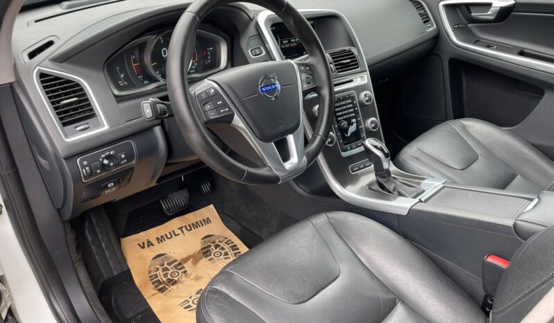 
								Volvo XC60 full									