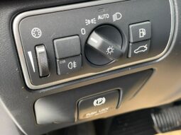 
										Volvo XC60 full									