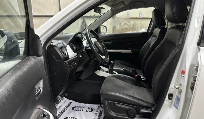
								Suzuki Vitara full									