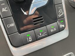 
										Volvo XC60 full									