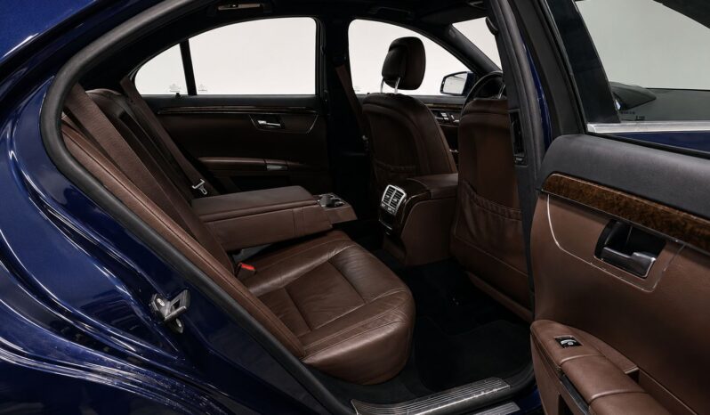 
								MERCEDES-BENZ S250 full									