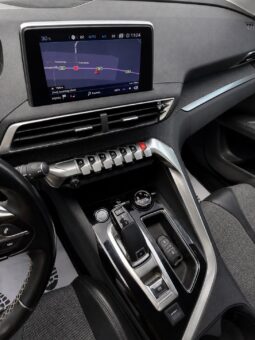 
										Peugeot 5008 full									