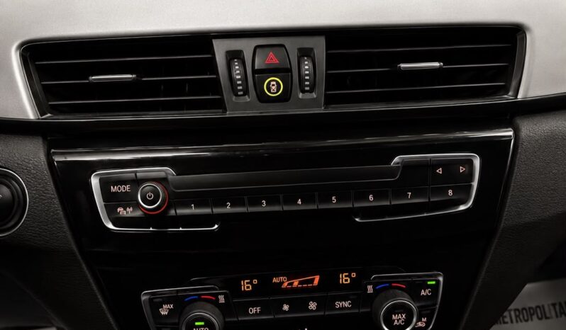 
								BMW X1 full									
