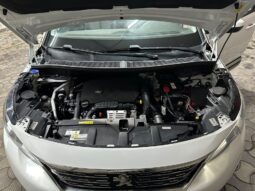 
										Peugeot 5008 full									