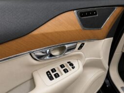 
										Volvo XC90 Inscription full									