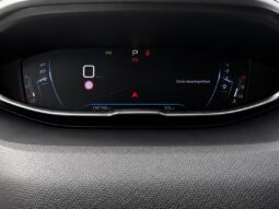 
										Peugeot 5008 full									