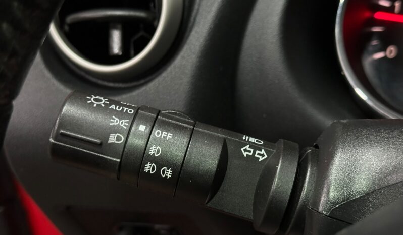 
								Nissan Qashqai “Model Tekna” 7 Locuri full									