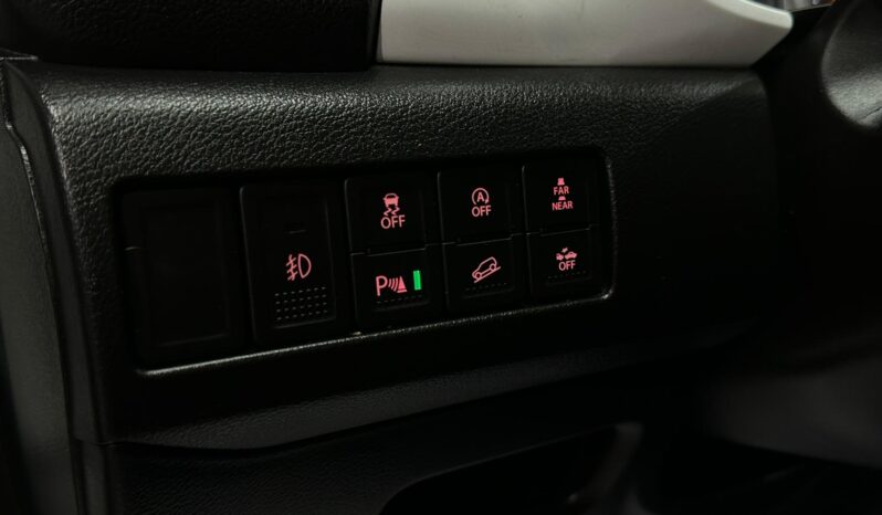 
								Suzuki Vitara full									