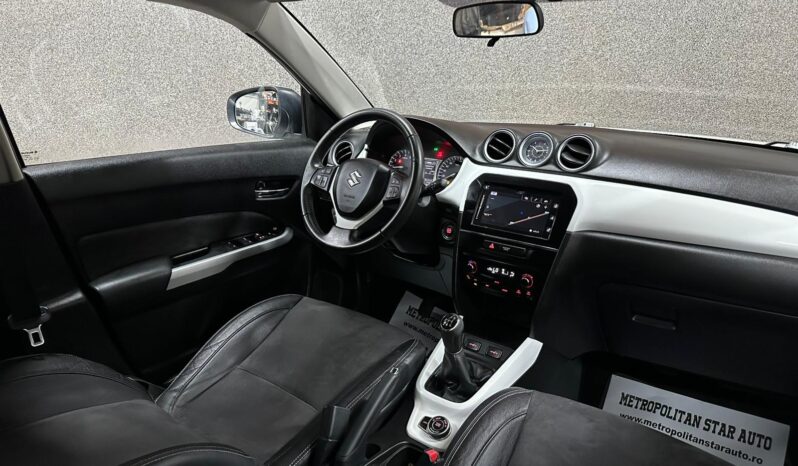 
								Suzuki Vitara full									