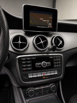 
										Mercedes-Benz GLA220 full									