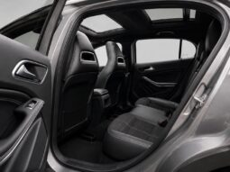 
										Mercedes-Benz GLA220 full									