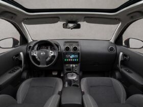 Nissan Qashqai “Model Tekna” 7 Locuri