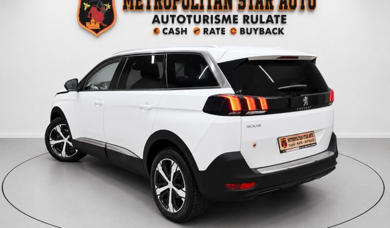 
								Peugeot 5008 full									