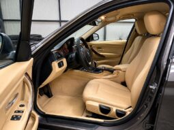 
										BMW Seria 3 full									
