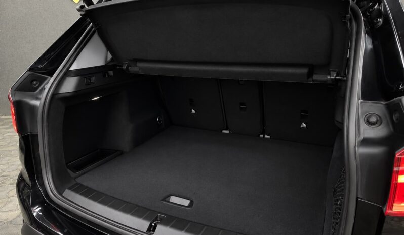 
								BMW X1 full									